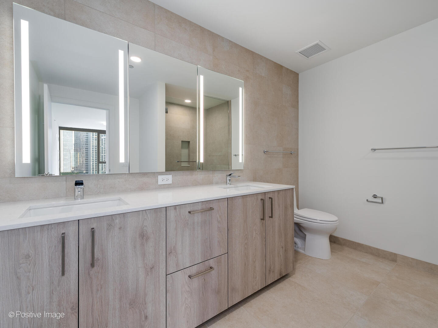 211 North Harbor Drive Chicago IL 60601