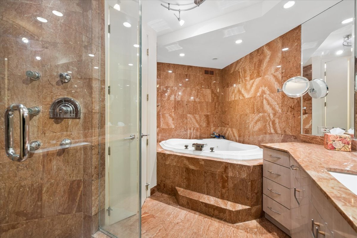 1100 North Lake Shore Drive Chicago IL 60611