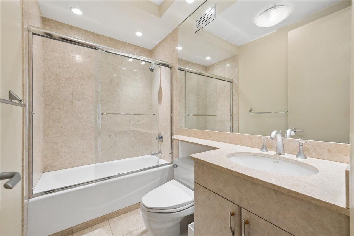 1100 North Lake Shore Drive Chicago IL 60611