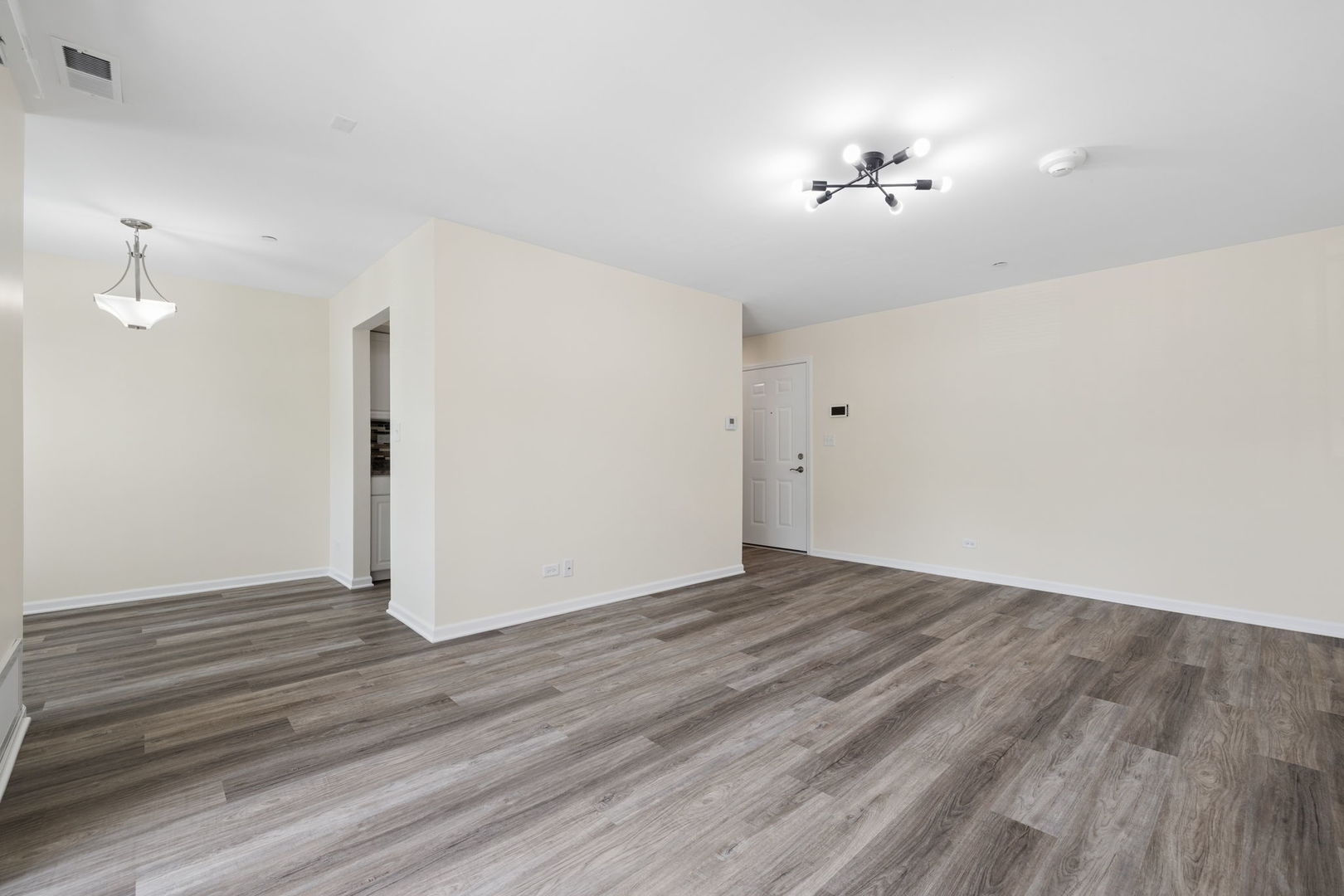 2216 Country Club Drive Woodridge IL 60517