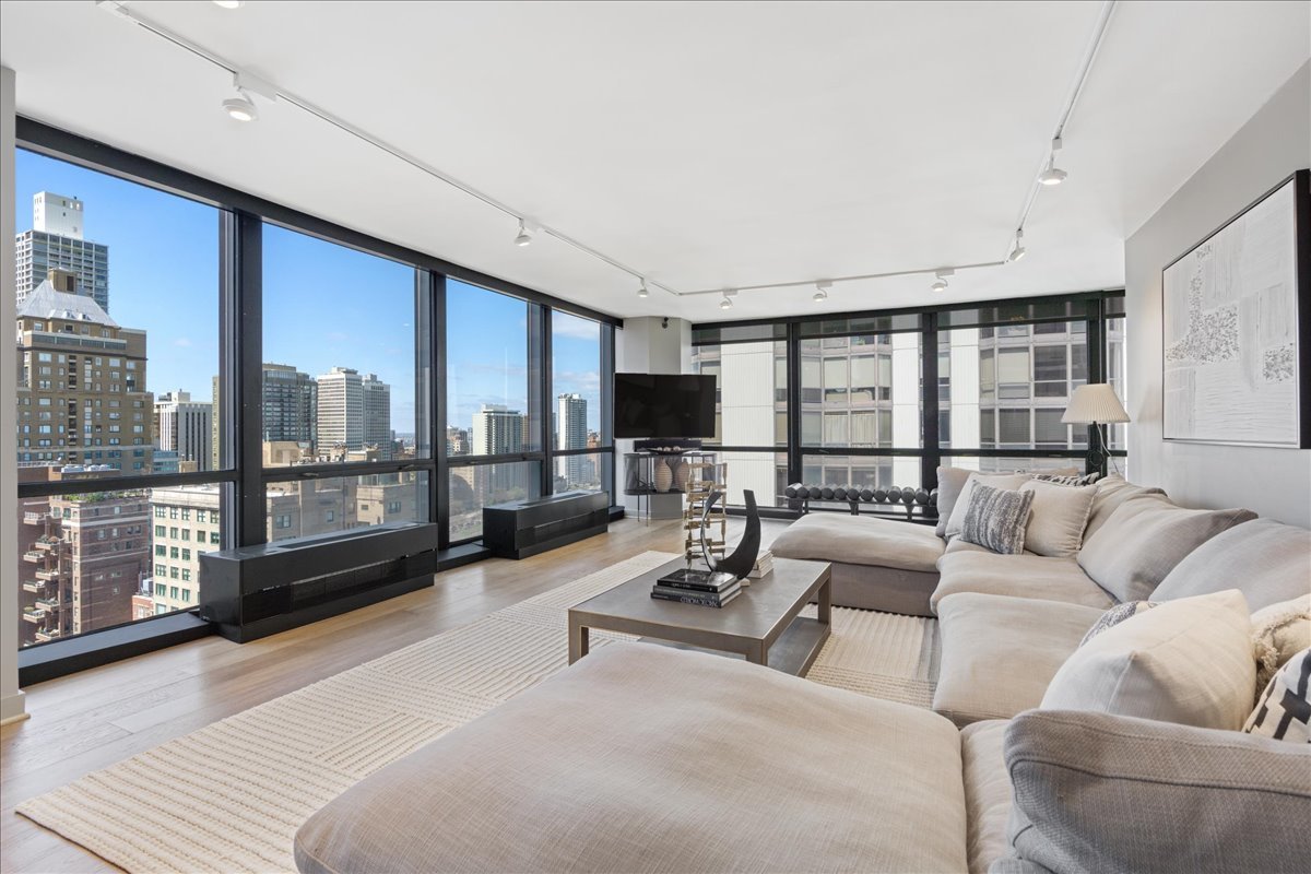 910 North Lake Shore Drive Chicago IL 60611