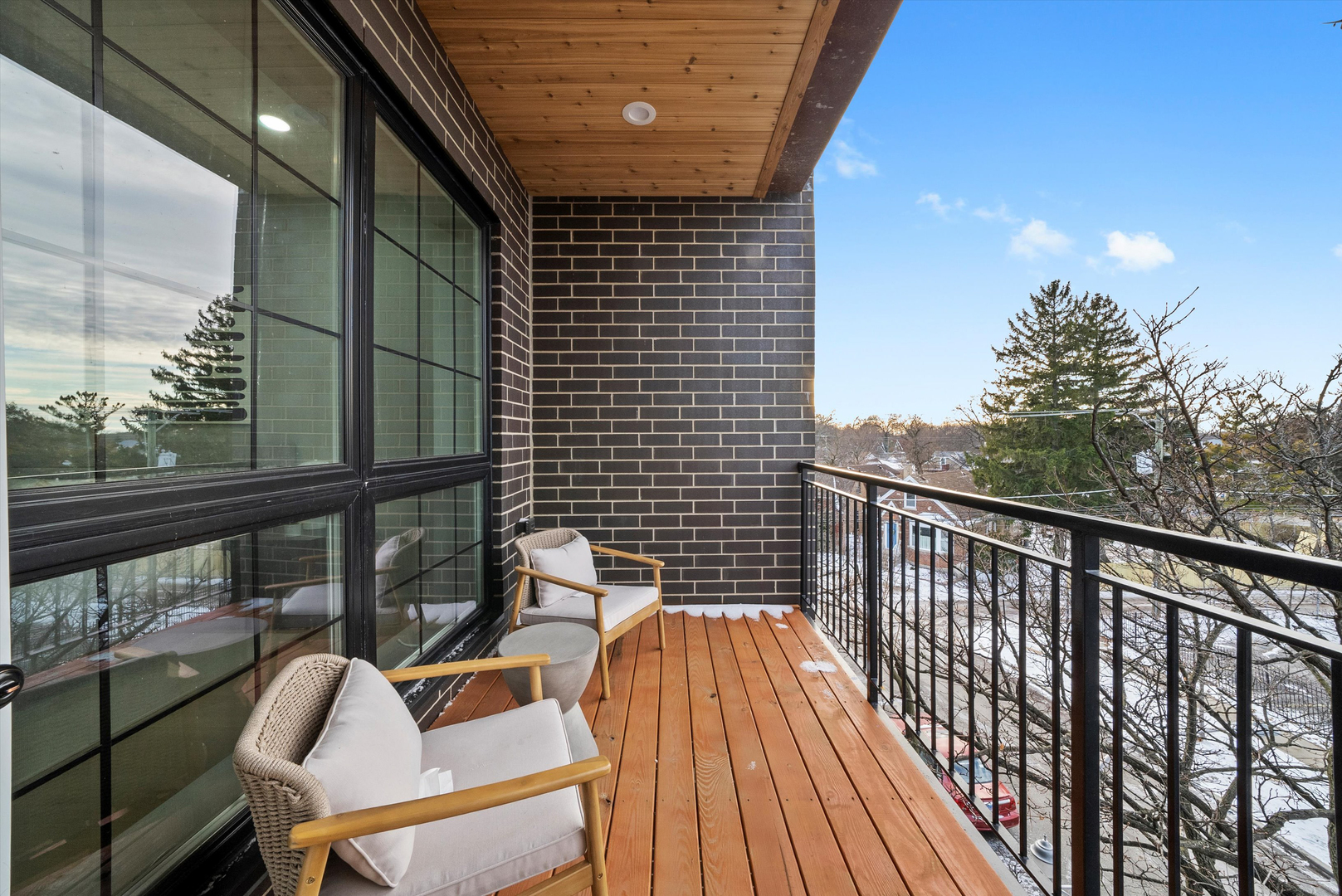 5830 North Lincoln Avenue Chicago IL 60659