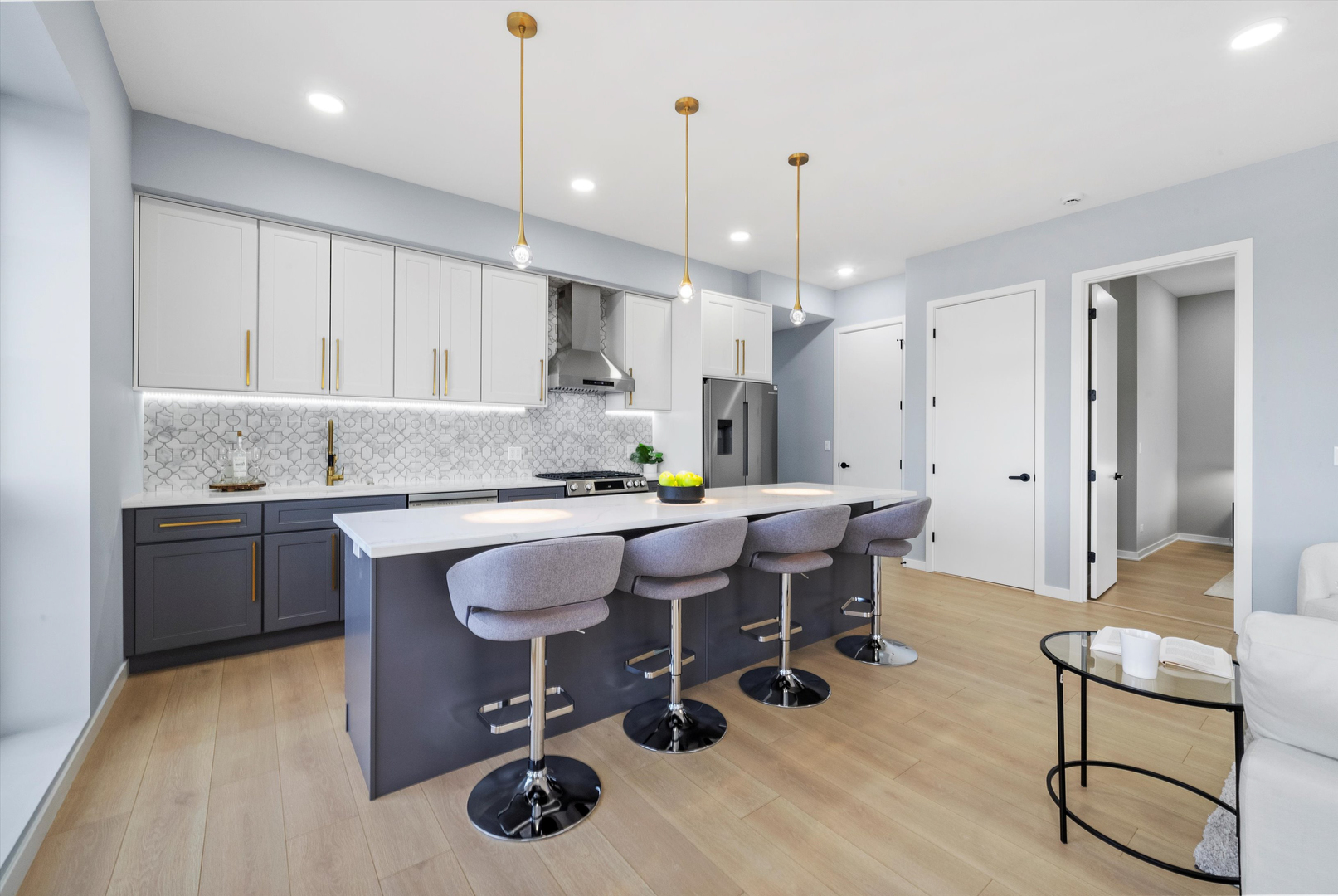 5830 North Lincoln Avenue Chicago IL 60659
