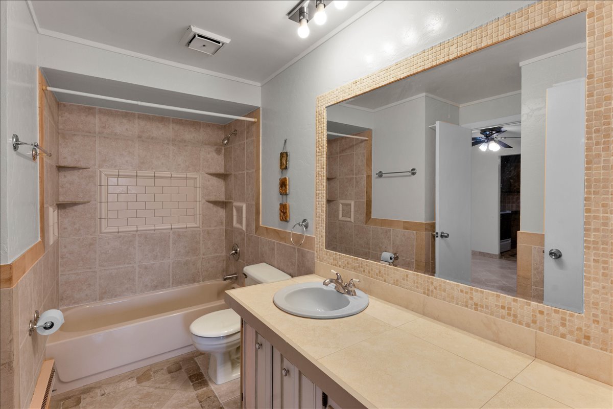 2333 North Neva Avenue Chicago IL 60707
