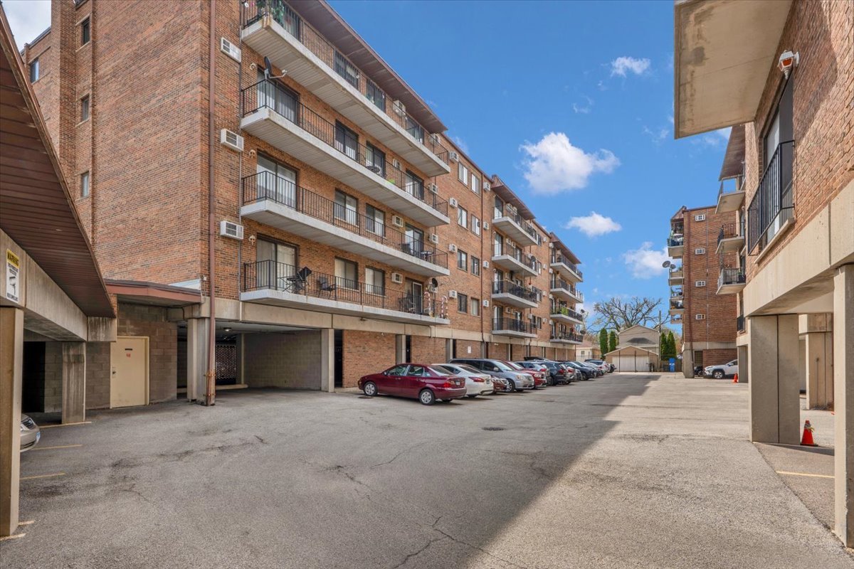 2333 North Neva Avenue Chicago IL 60707