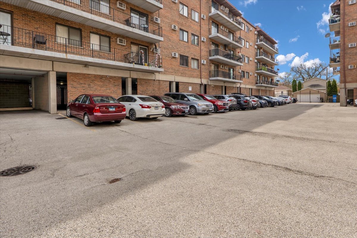 2333 North Neva Avenue Chicago IL 60707