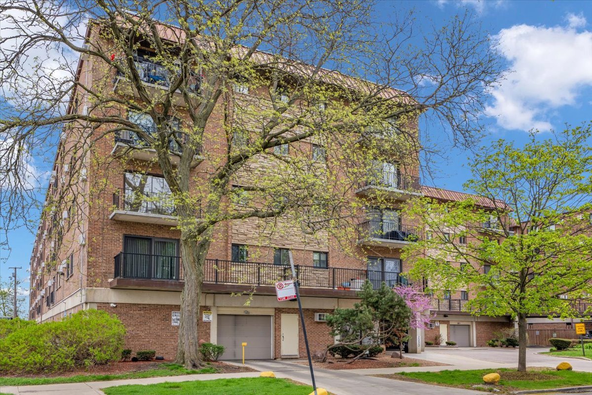2333 North Neva Avenue Chicago IL 60707