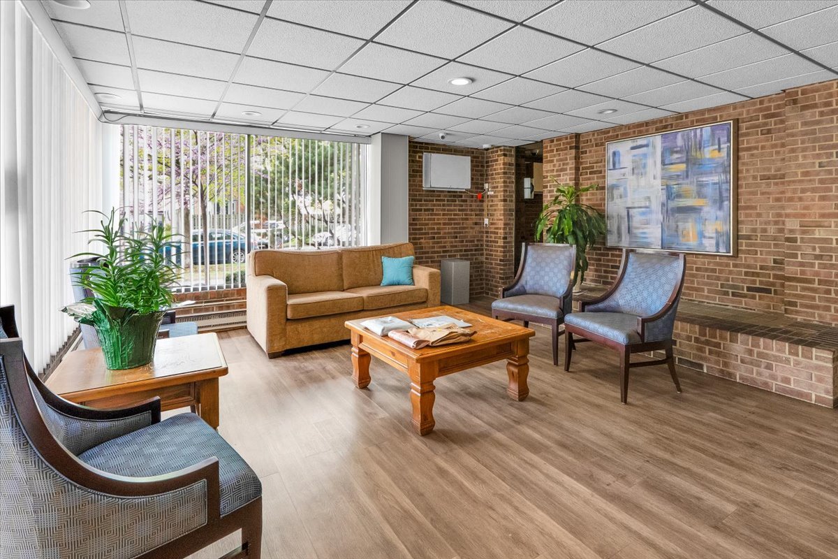 2333 North Neva Avenue Chicago IL 60707