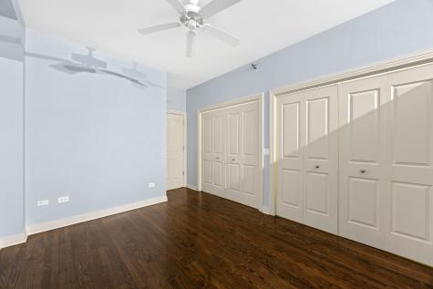 6 North Michigan Avenue Chicago IL 60602