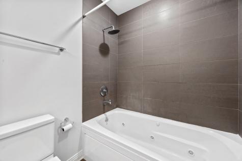 6 North Michigan Avenue Chicago IL 60602