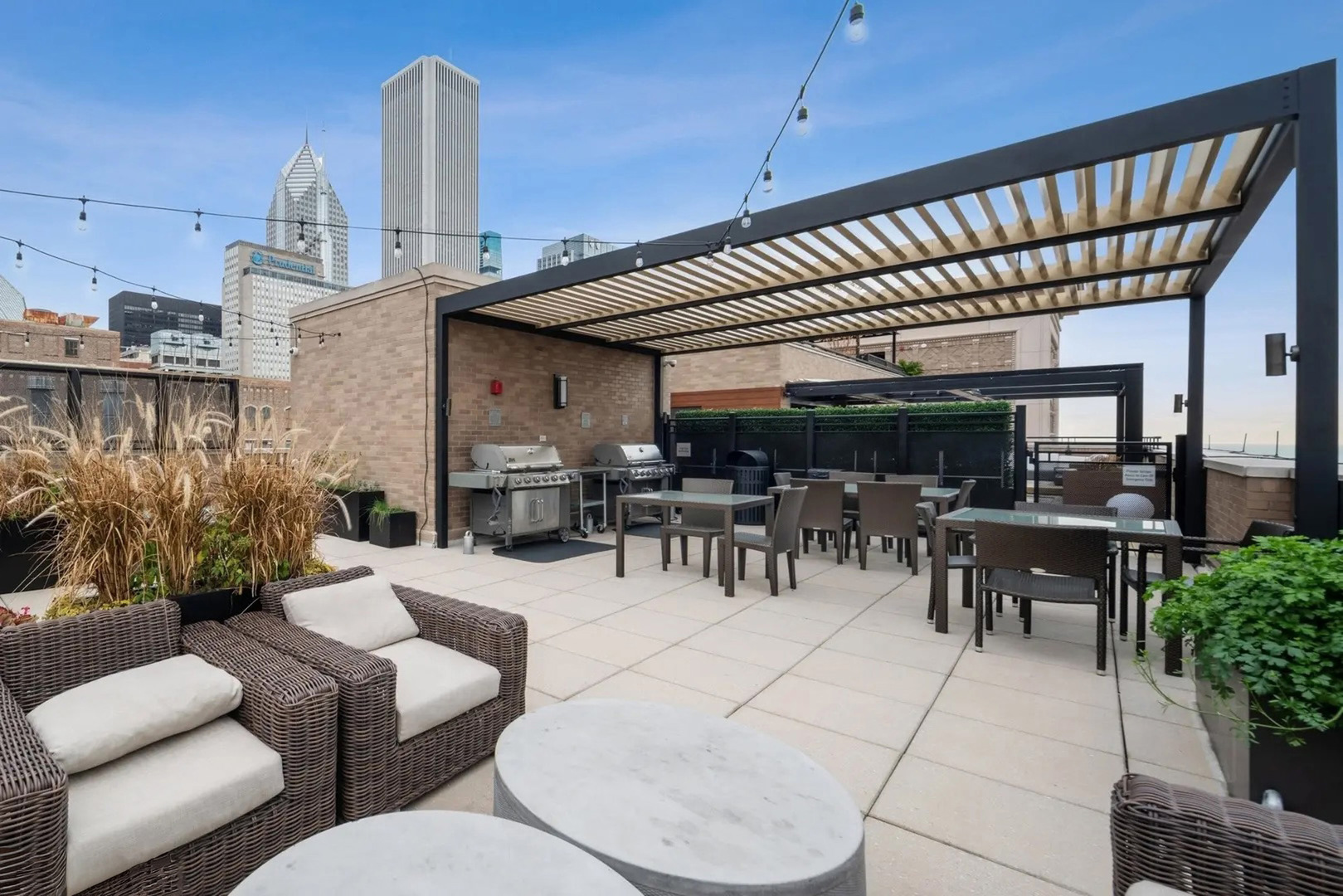 6 North Michigan Avenue Chicago IL 60602