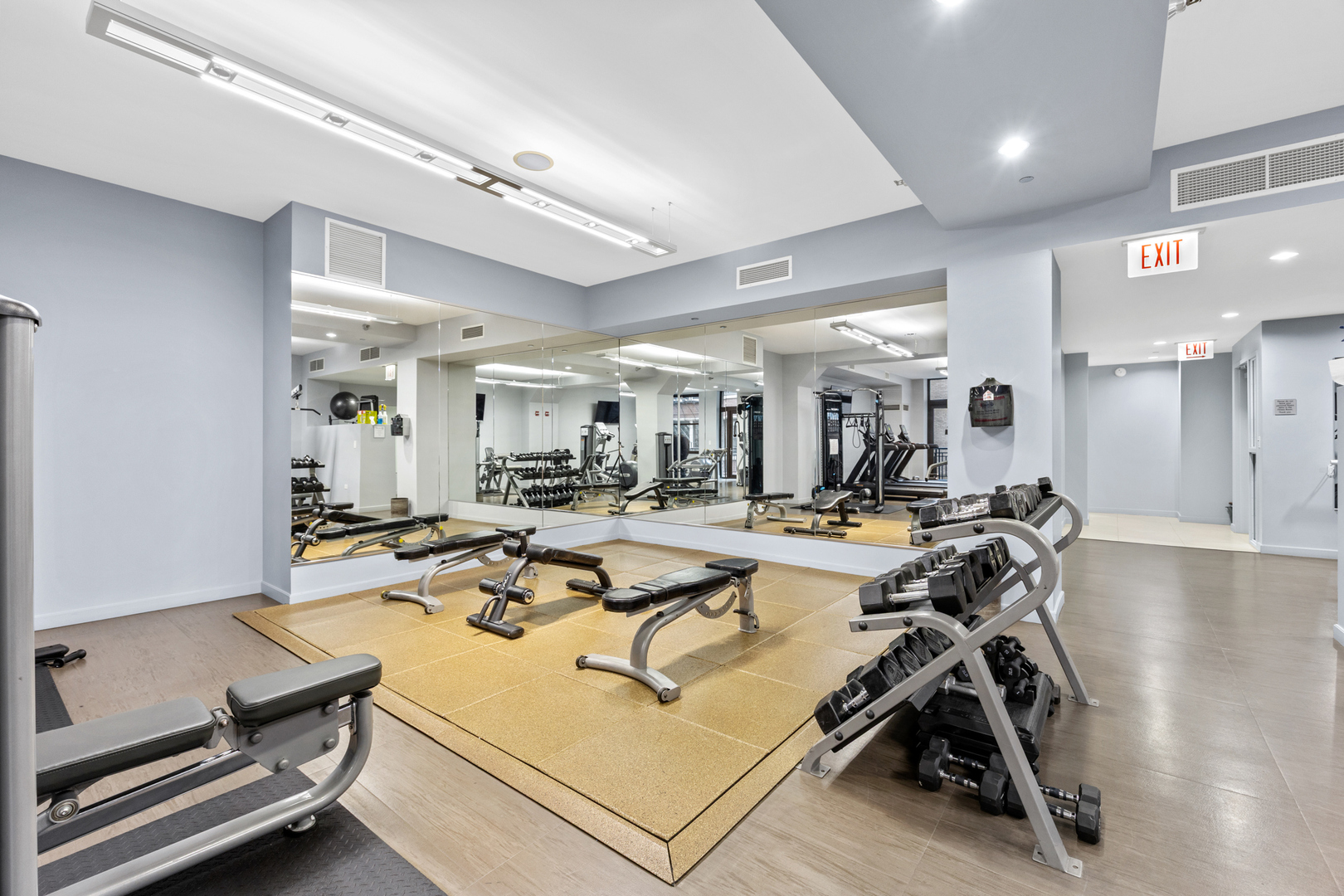 6 North Michigan Avenue Chicago IL 60602