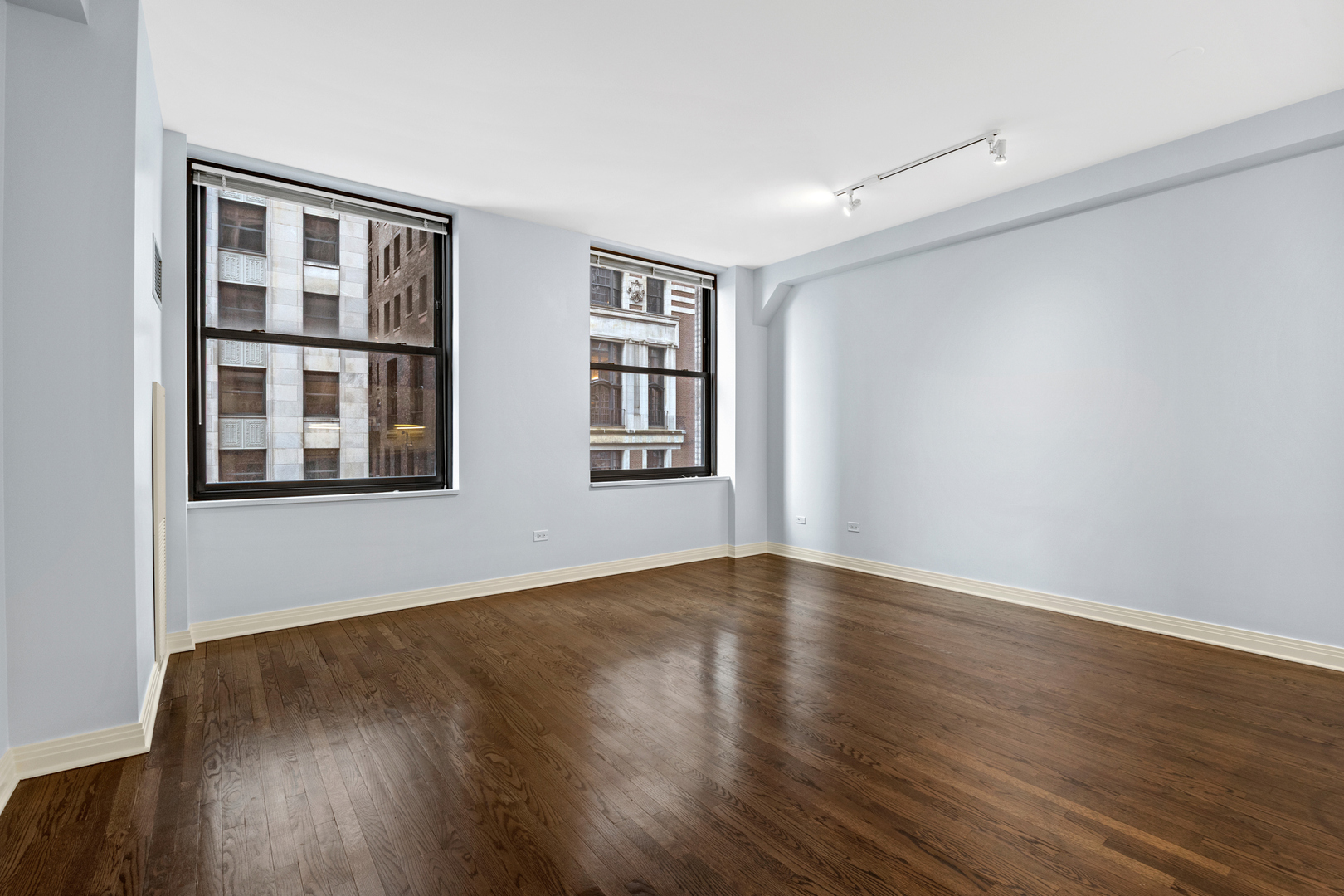 6 North Michigan Avenue Chicago IL 60602