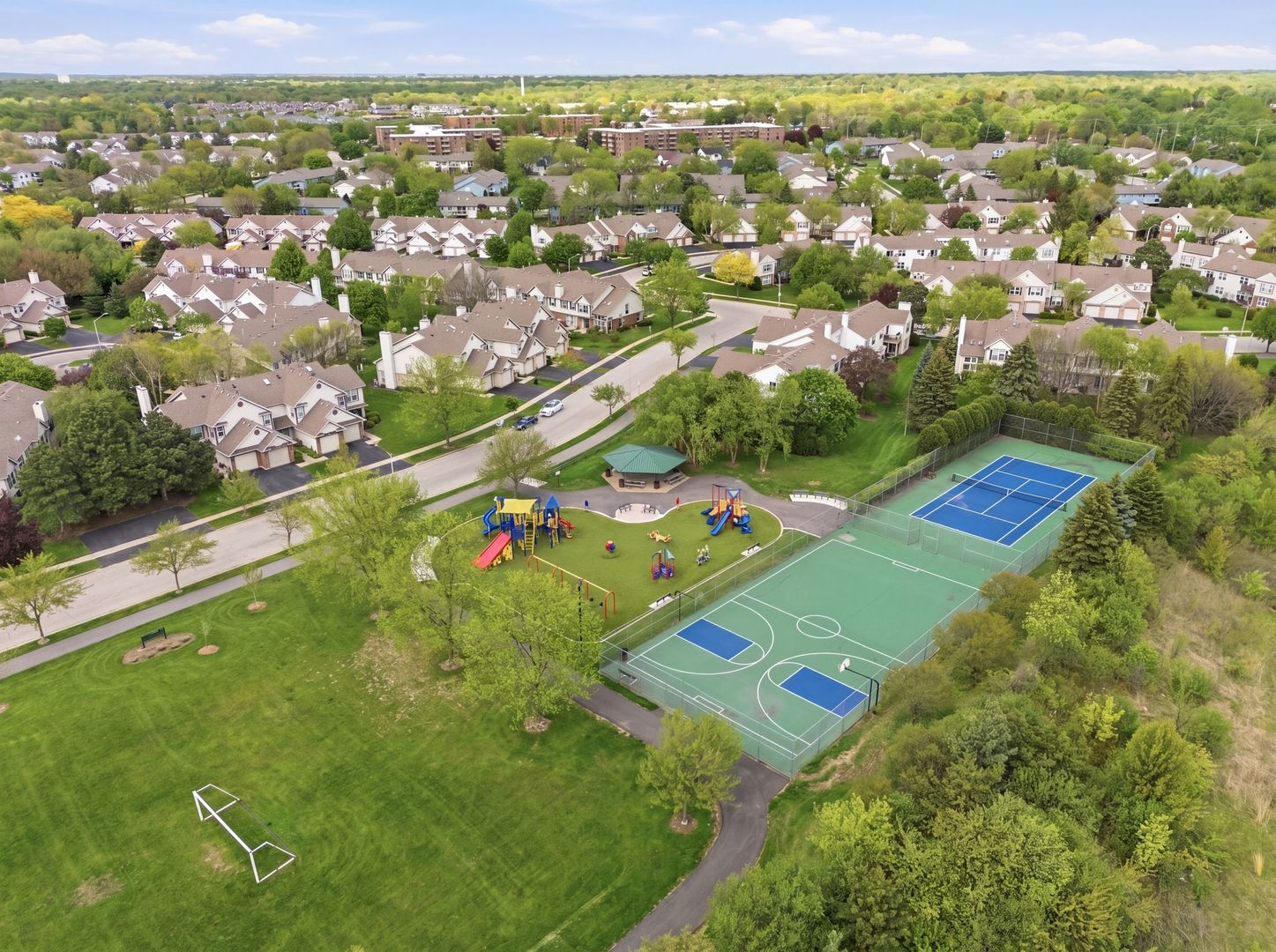 1911 Grove Avenue Schaumburg IL 60193