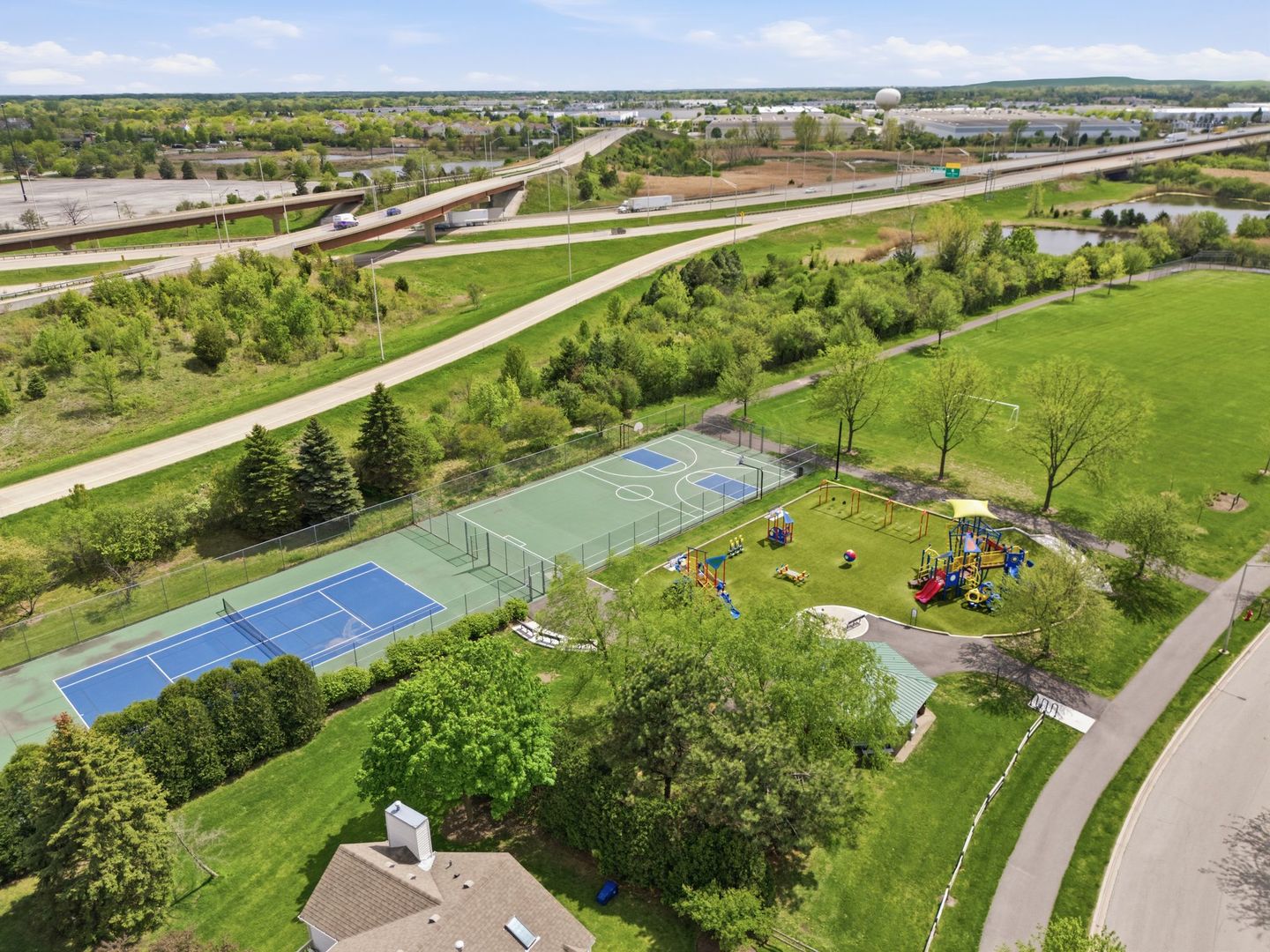 1911 Grove Avenue Schaumburg IL 60193