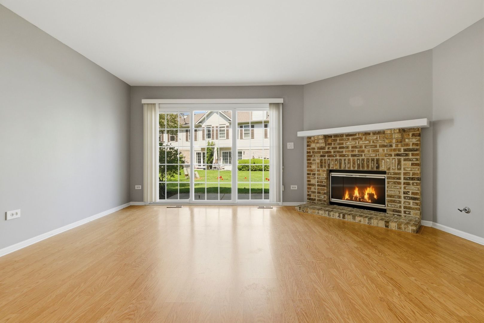 1911 Grove Avenue Schaumburg IL 60193