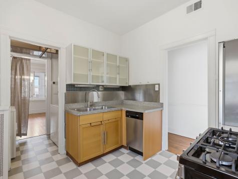5108 South Woodlawn Avenue Chicago IL 60615