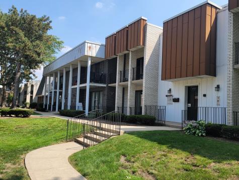 4123 West 98th Street Oak Lawn IL 60453