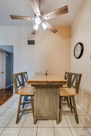 4123 West 98th Street Oak Lawn IL 60453