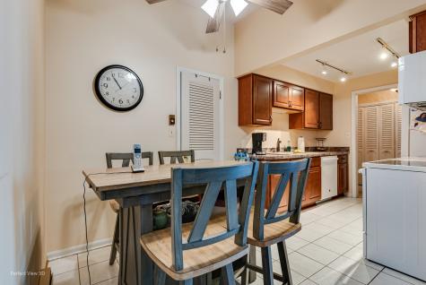 4123 West 98th Street Oak Lawn IL 60453