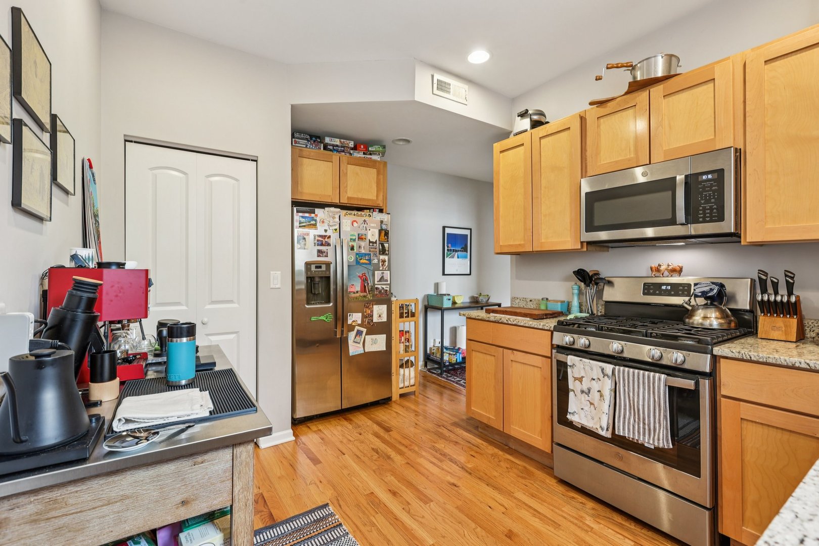 1639 West Farwell Avenue Chicago IL 60626