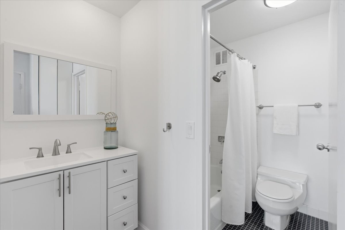 155 North Harbor Drive Chicago IL 60601