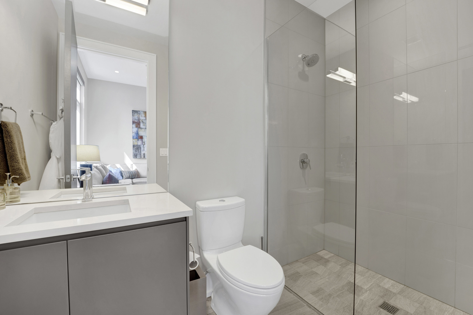 2035 North Orleans Street Chicago IL 60614