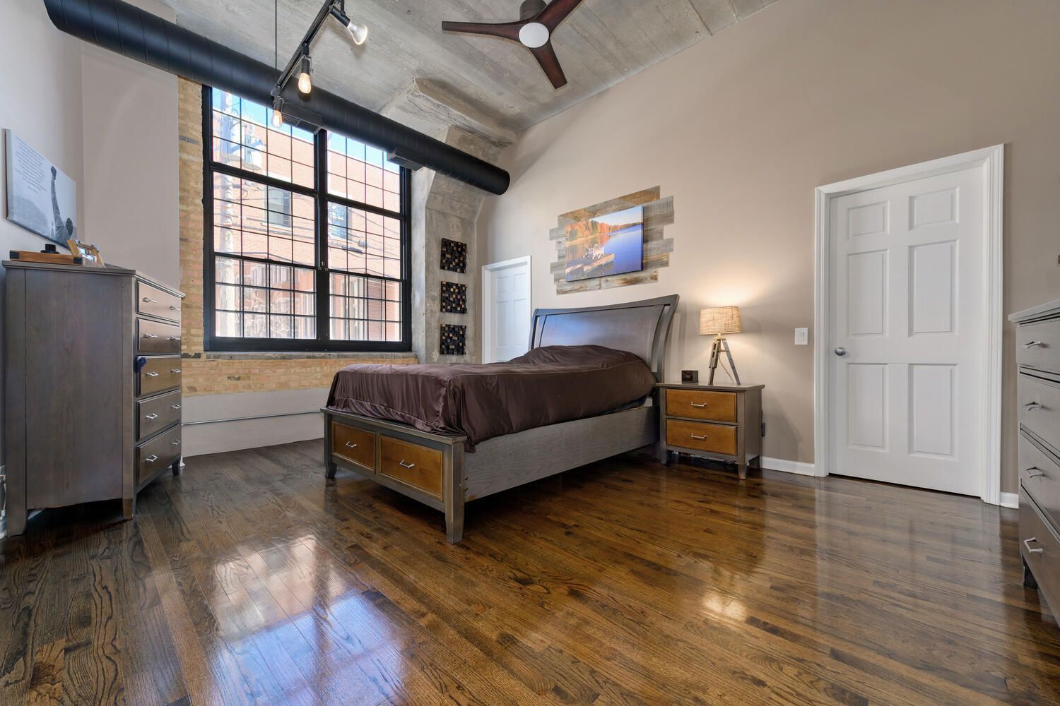 17 North Loomis Street Chicago IL 60607