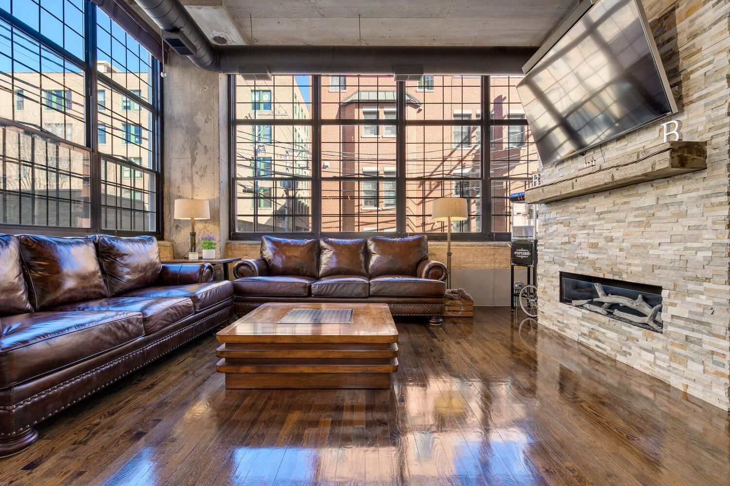 17 North Loomis Street Chicago IL 60607