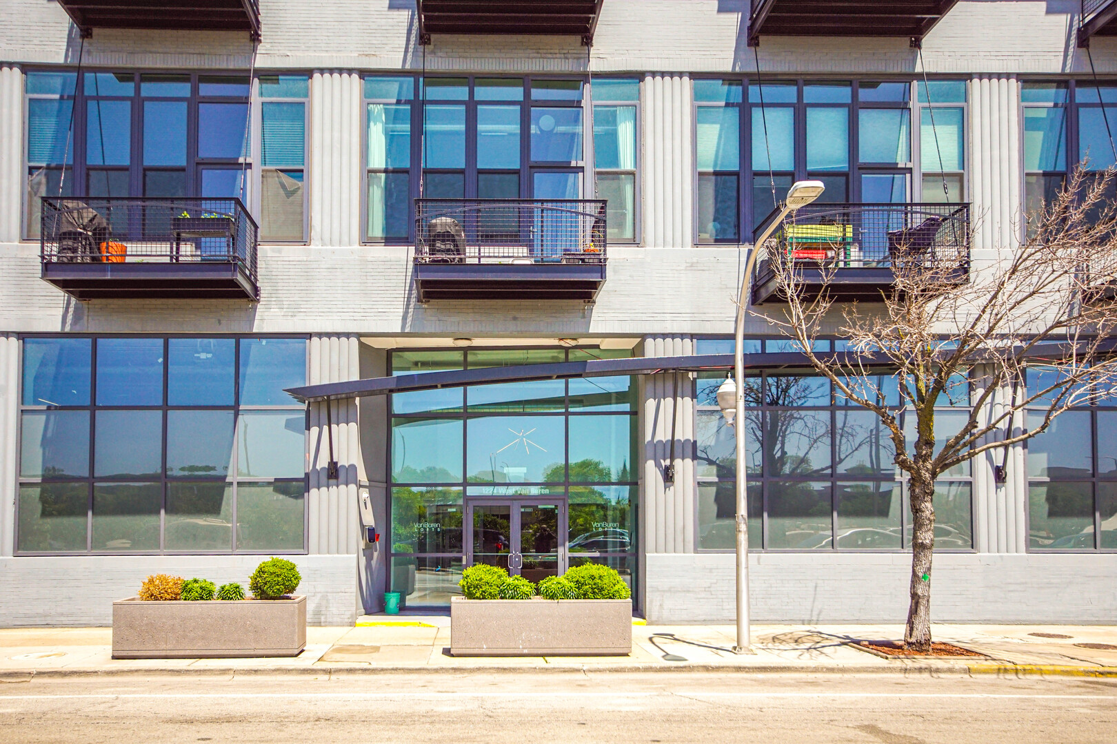 1224 West Van Buren Street Chicago IL 60607