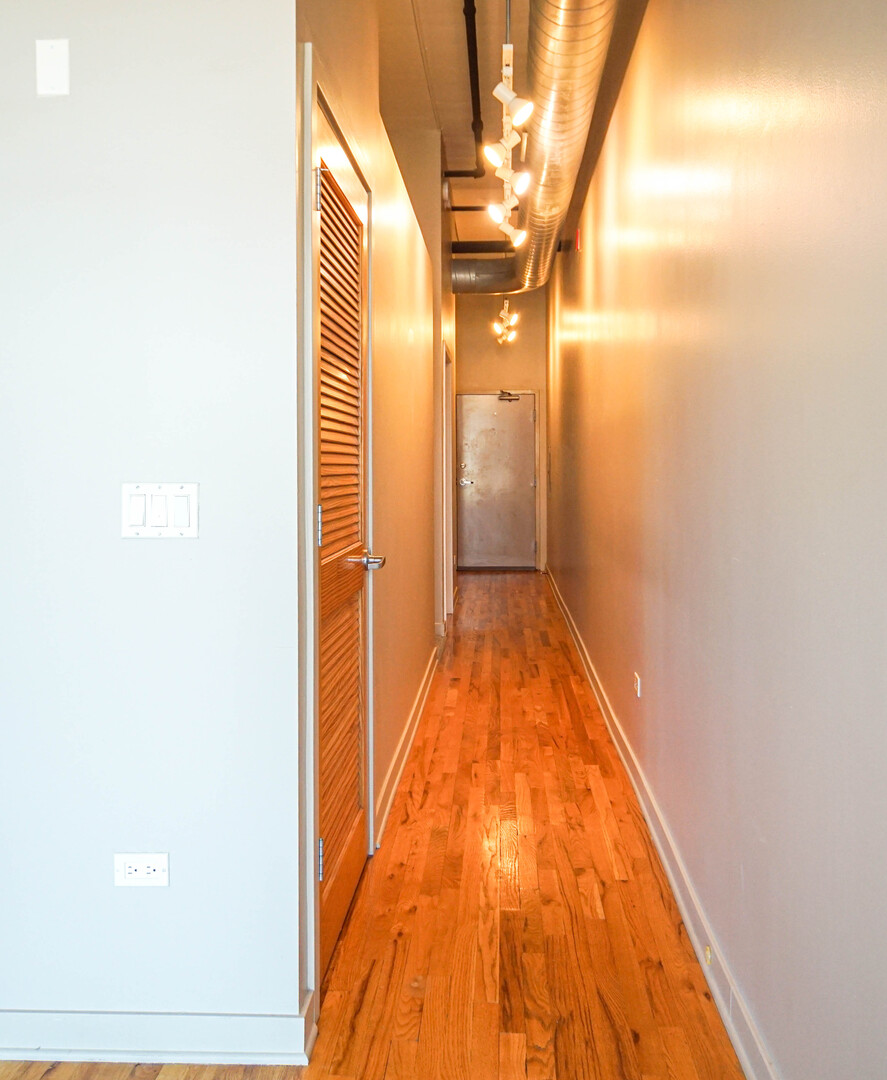 1224 West Van Buren Street Chicago IL 60607