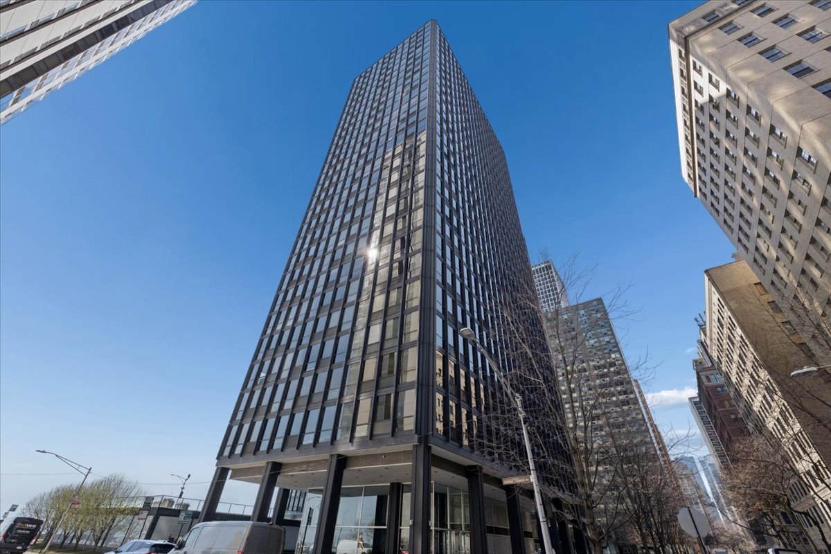 910 North Lake Shore Drive Chicago IL 60611