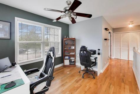 1422 Welland Court Roselle IL 60172
