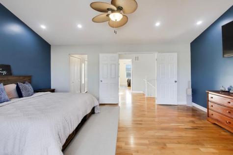 1422 Welland Court Roselle IL 60172