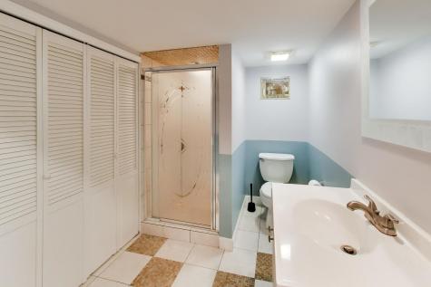 1422 Welland Court Roselle IL 60172