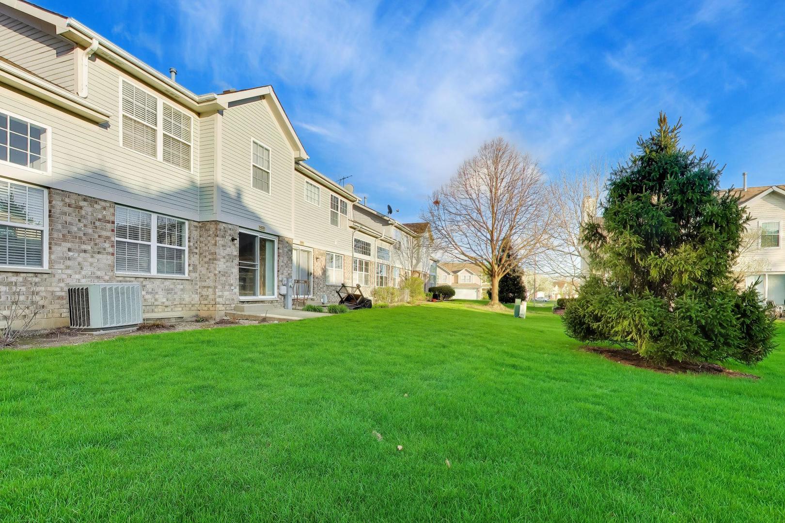 1422 Welland Court Roselle IL 60172