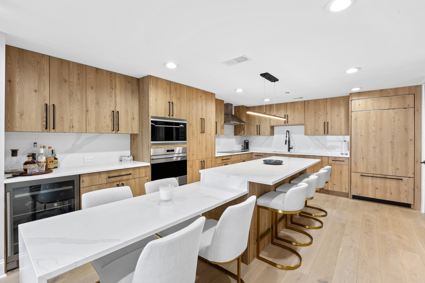 180 East Pearson Street Chicago IL 60611