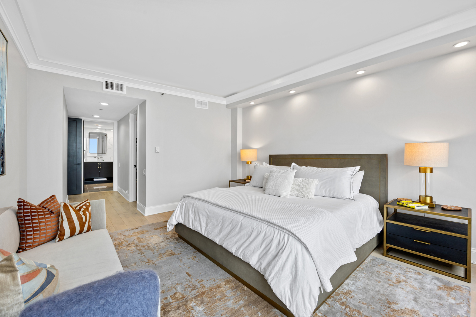 180 East Pearson Street Chicago IL 60611