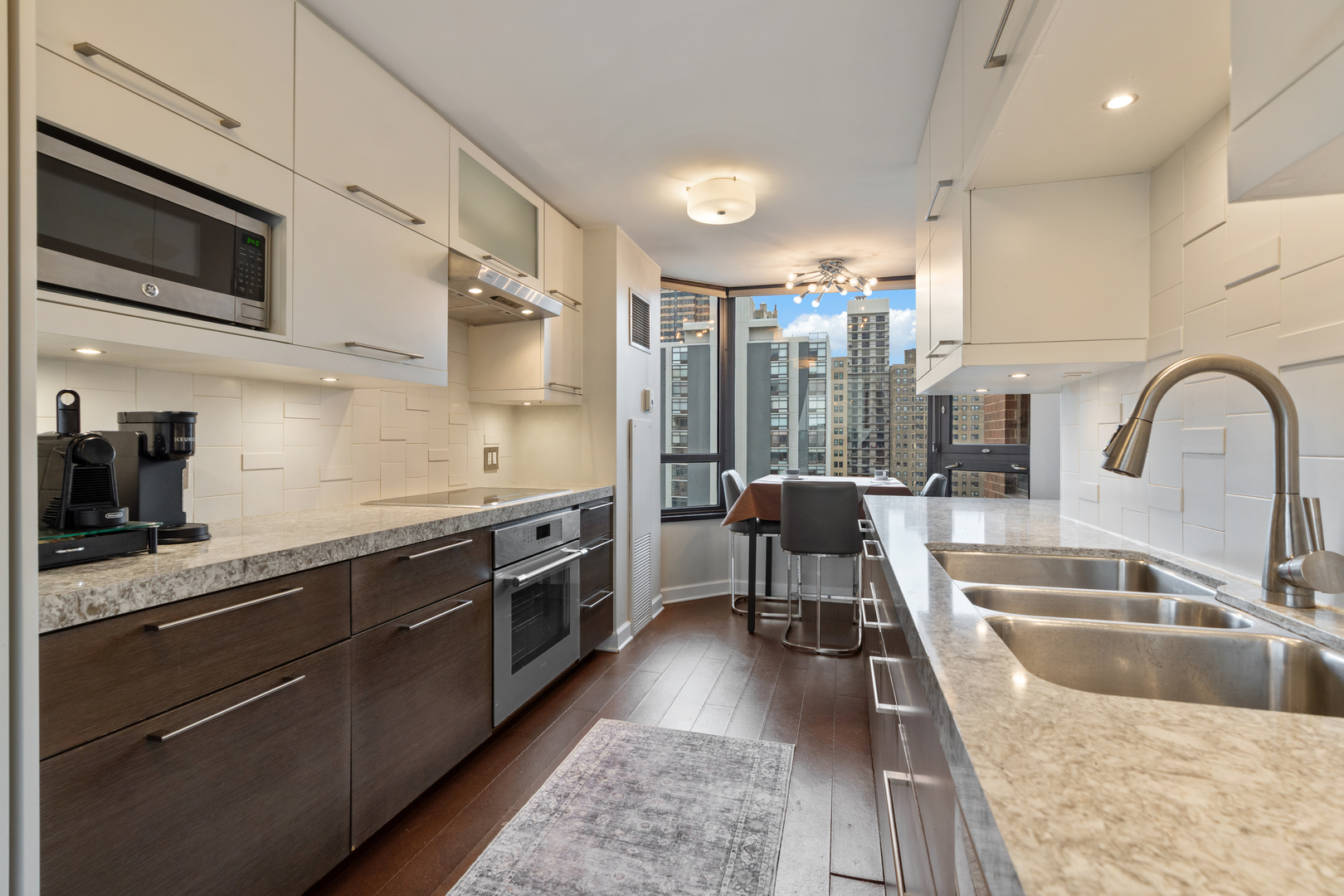 1410 North State Street Chicago IL 60610