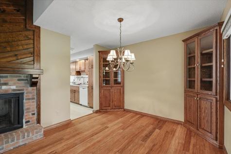 302 Spring Circle Urbana IL 61802
