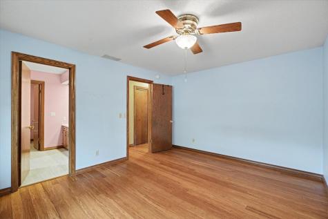 302 Spring Circle Urbana IL 61802