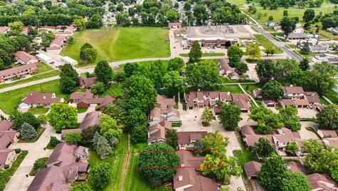 302 Spring Circle Urbana IL 61802