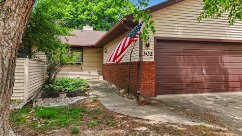 302 Spring Circle Urbana IL 61802