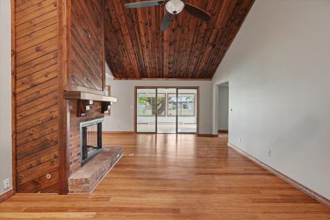 302 Spring Circle Urbana IL 61802