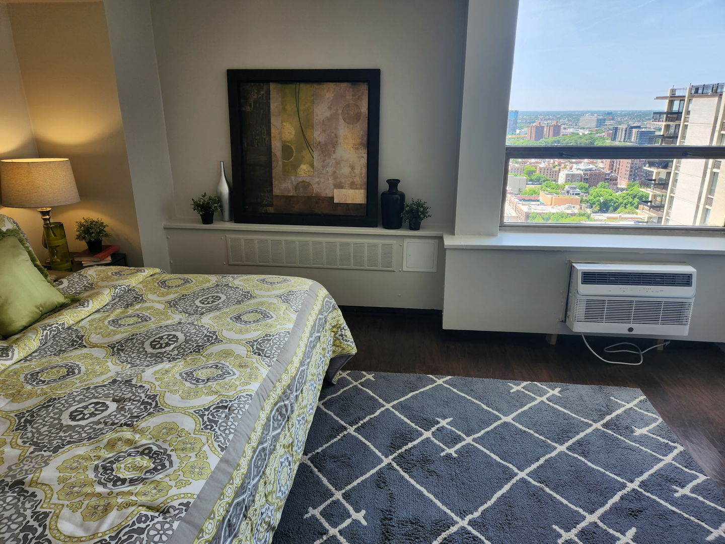 1355 North Sandburg Terrace Chicago IL 60610
