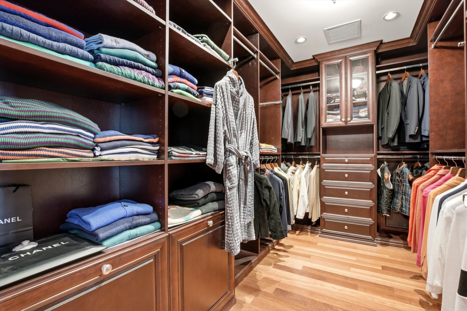 840 North Lake Shore Drive Chicago IL 60611