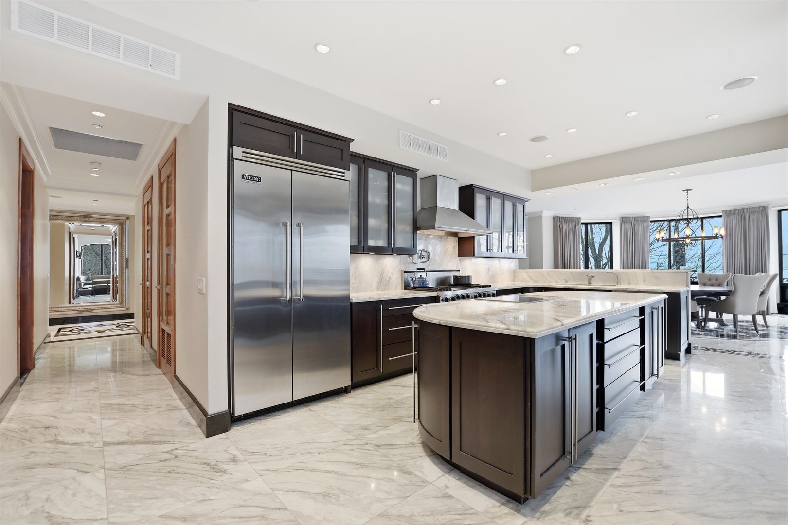 840 North Lake Shore Drive Chicago IL 60611