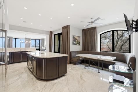840 North Lake Shore Drive Chicago IL 60611