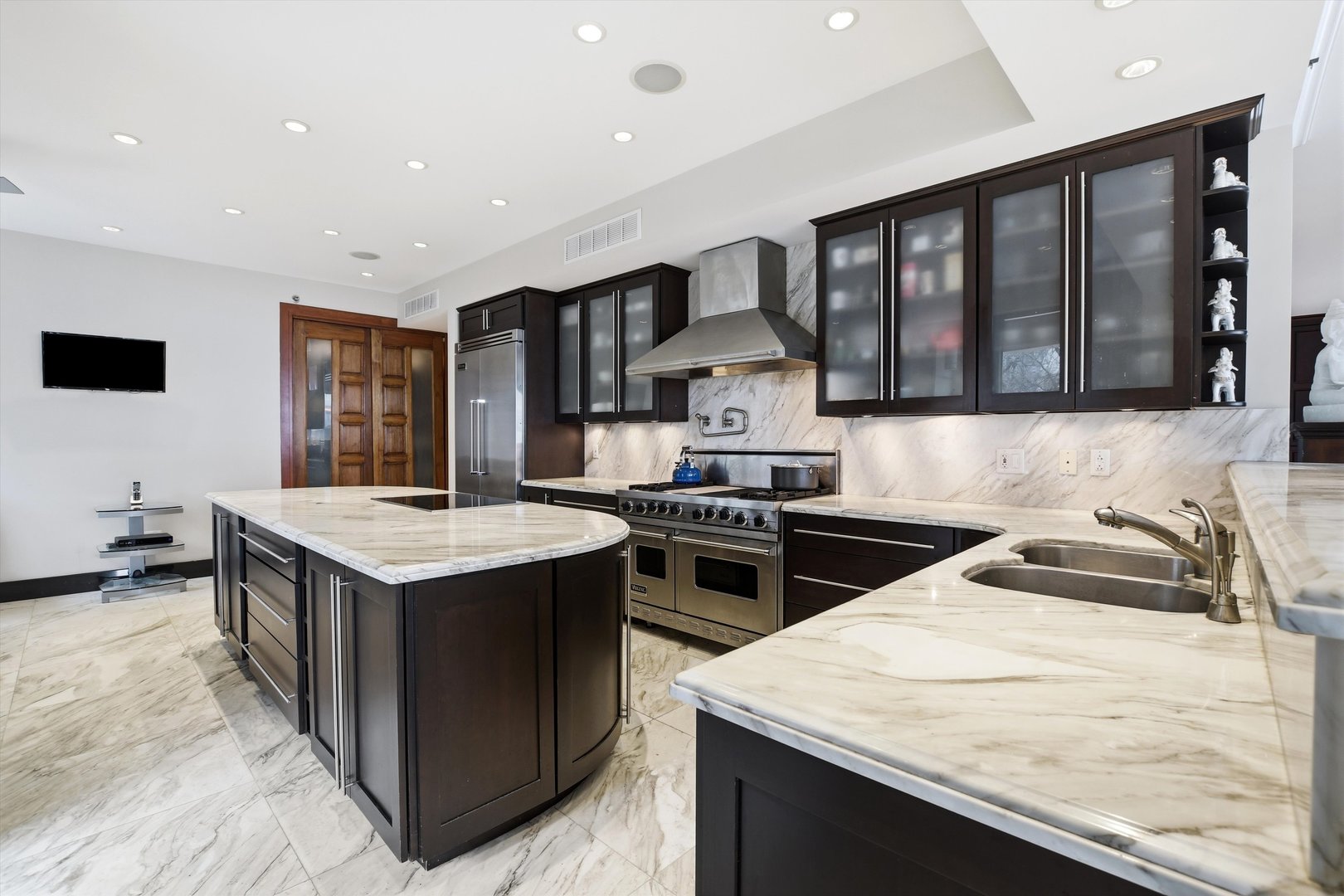 840 North Lake Shore Drive Chicago IL 60611