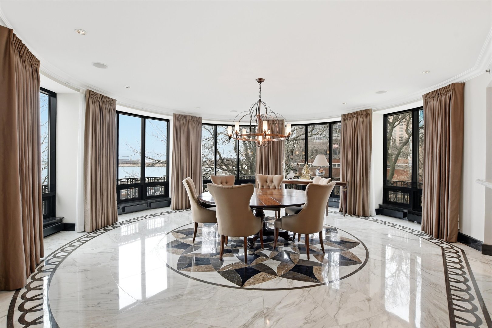 840 North Lake Shore Drive Chicago IL 60611